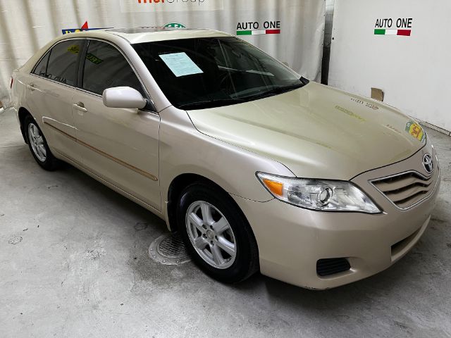2010 Toyota Camry LE
