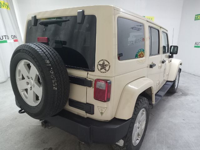 2011 Jeep Wrangler Unlimited Sahara 4WD