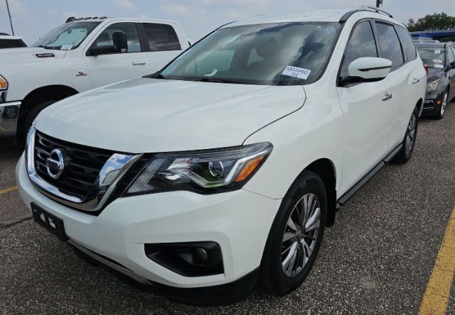 2018 Nissan Pathfinder SV