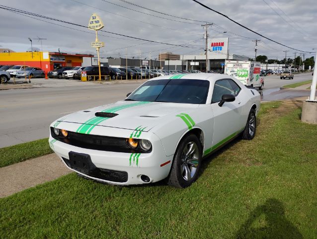 2015 Dodge Challenger SXT