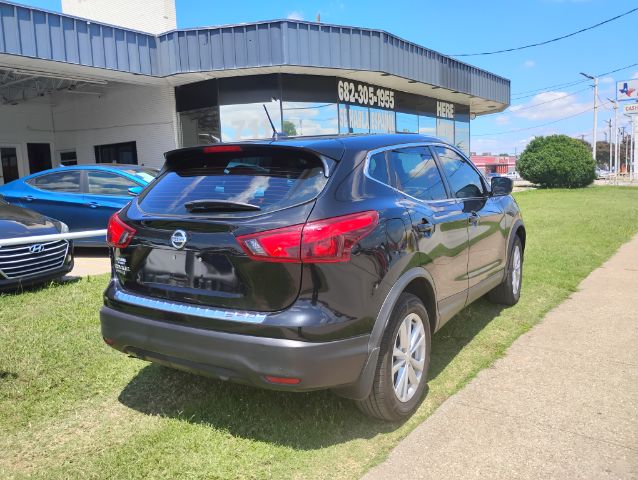 2018 Nissan Rogue Sport S