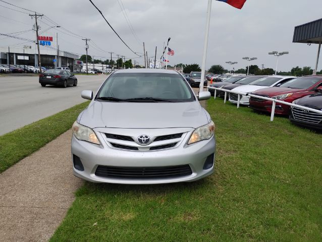 2011 Toyota Corolla LE