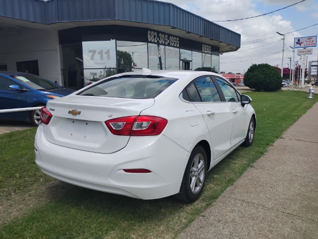 2016 Chevrolet Cruze LT Auto