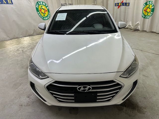 2017 Hyundai Elantra SE 6AT