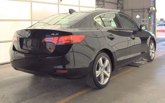 2013 Acura ILX 2.0L