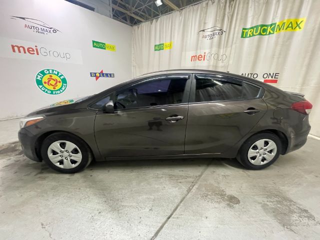 2017 Kia Forte 3KPFK4A71HE139239