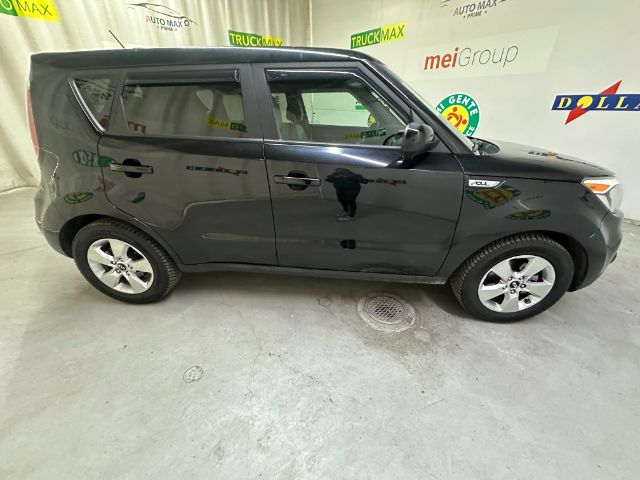 2017 Kia Soul BASE
