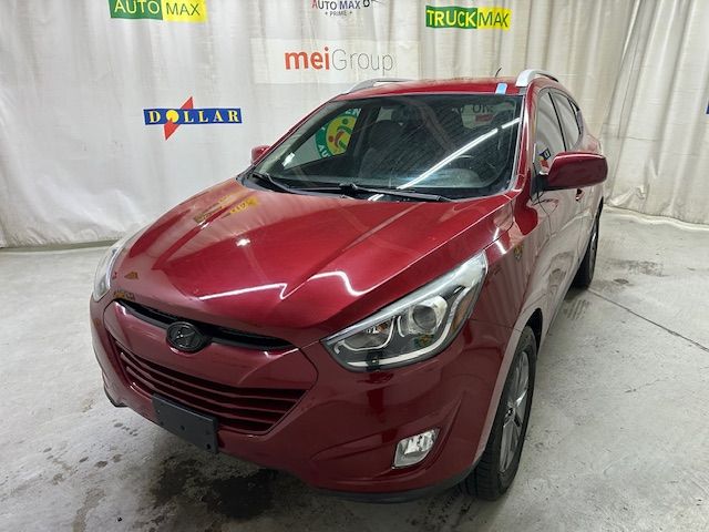2015 HYUNDAI TUCSON SE