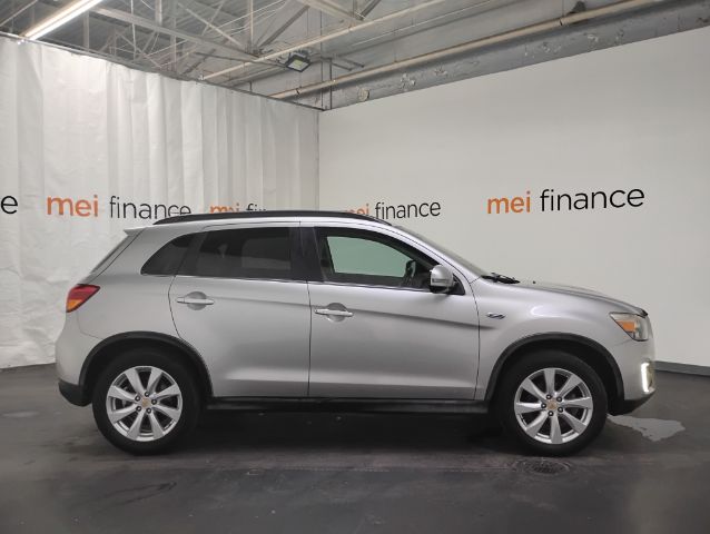 2015 Mitsubishi Outlander Sport SE 2WD