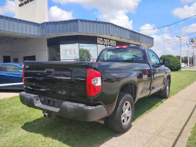 2014 Toyota Tundra SR 5.7L V8 Regular Cab 2WD