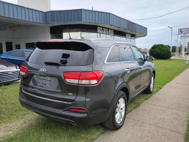 2017 Kia Sorento 2.4L LX