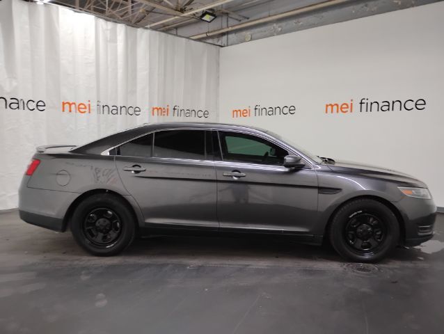 2018 Ford Taurus SEL