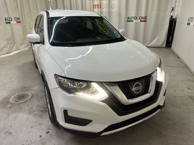 2017 NISSAN ROGUE S