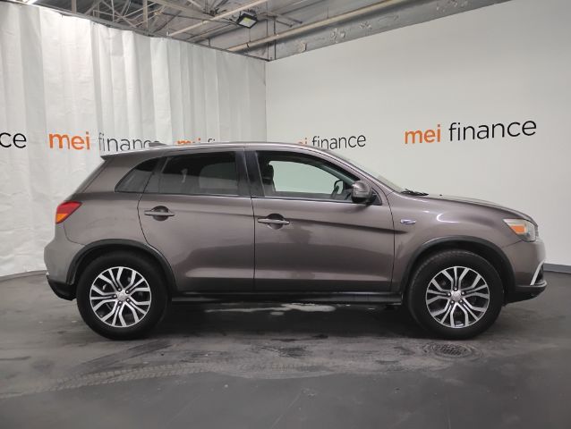 2018 Mitsubishi Outlander Sport FWD 4D SUV 2.0L ES