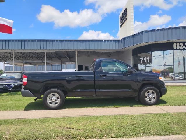 2014 Toyota Tundra SR 5.7L V8 Regular Cab 2WD
