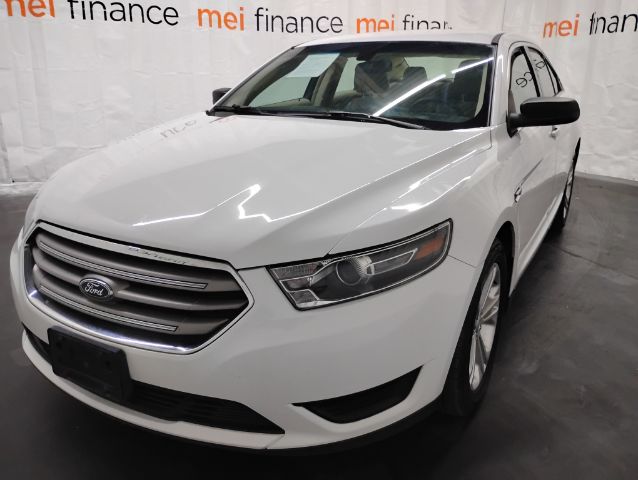 2016 Ford Taurus SE