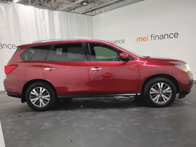 2017 Nissan Pathfinder S 2WD
