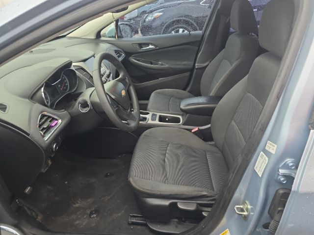 2018 Chevrolet Cruze LS Auto