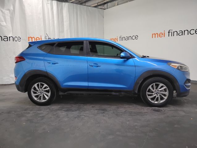2017 HYUNDAI TUSCON SE