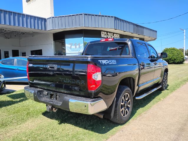 2014 Toyota Tundra SR5 5.7L V8