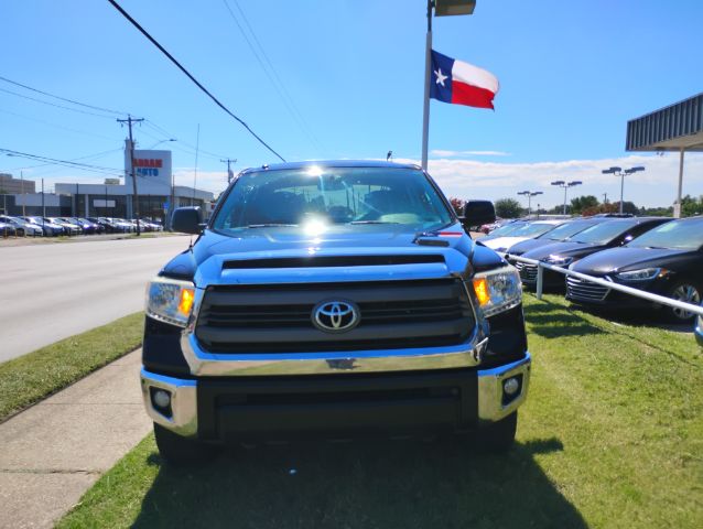 2014 Toyota Tundra SR5 5.7L V8