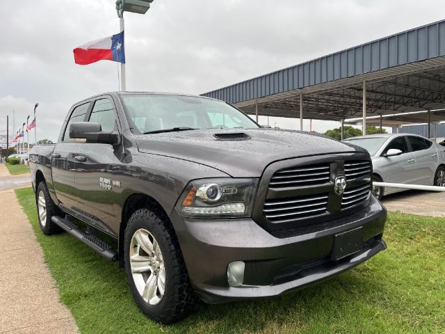 2017 RAM 1500 4WD V8 CREW CAB 5.7L SPORT