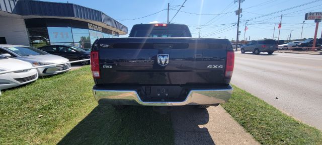 2017 RAM 1500 SLT Crew Cab 4WD
