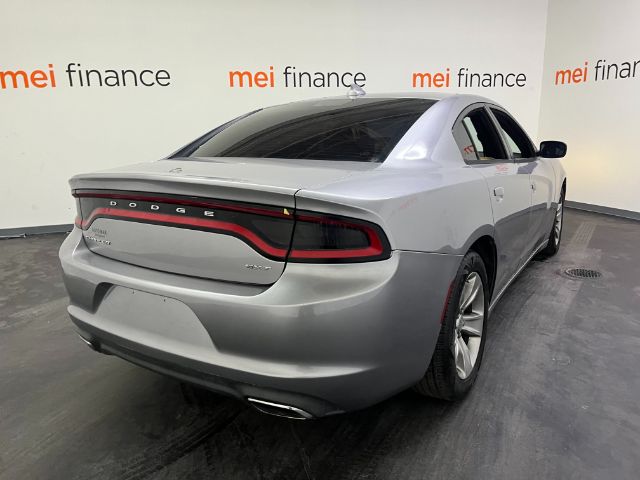 2017 Dodge Charger SXT RWD