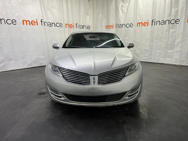 2016 Lincoln MKZ FWD 4C 4D SEDAN
