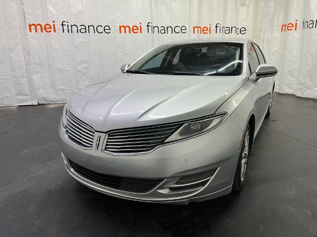 2016 Lincoln MKZ FWD 4C 4D SEDAN