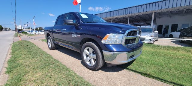 2017 RAM 1500 SLT Crew Cab 4WD