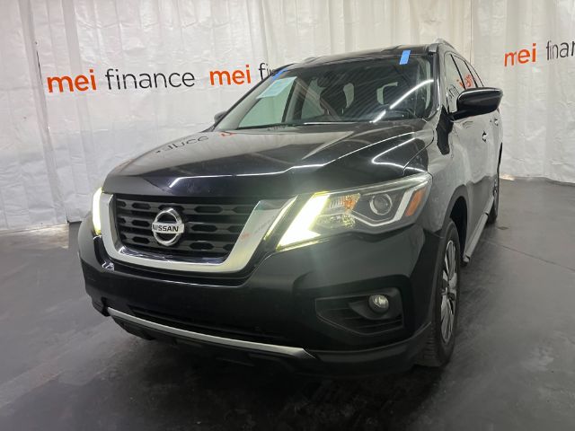 2018 Nissan Pathfinder SV