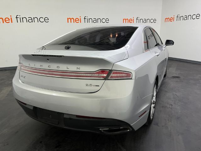 2016 Lincoln MKZ FWD 4C 4D SEDAN