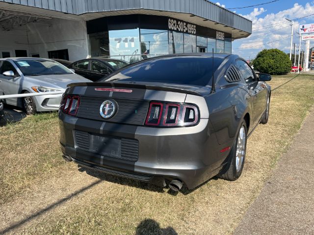 2014 Ford Mustang V6 Premium