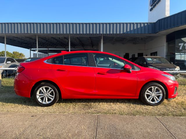 2019 Chevrolet Cruze LT