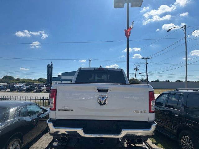 2020 RAM 1500 BIG HORN Crew Cab 4WD