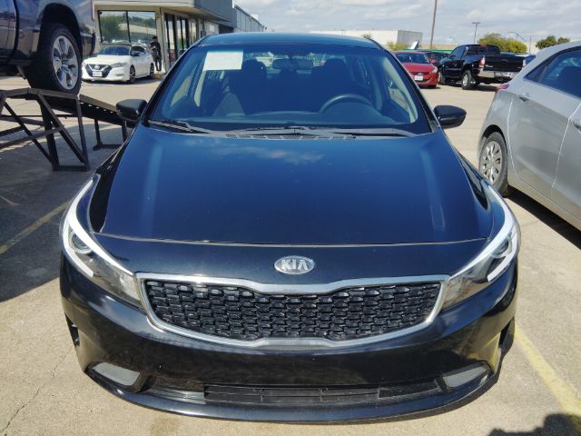 2017 Kia Forte LX 6A