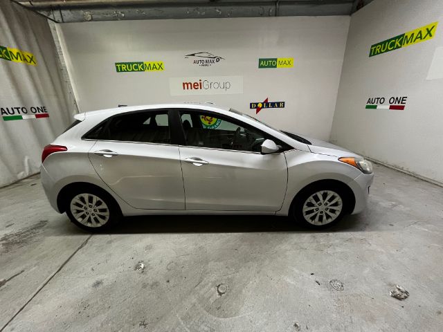2017 Hyundai Elantra GT AUTO