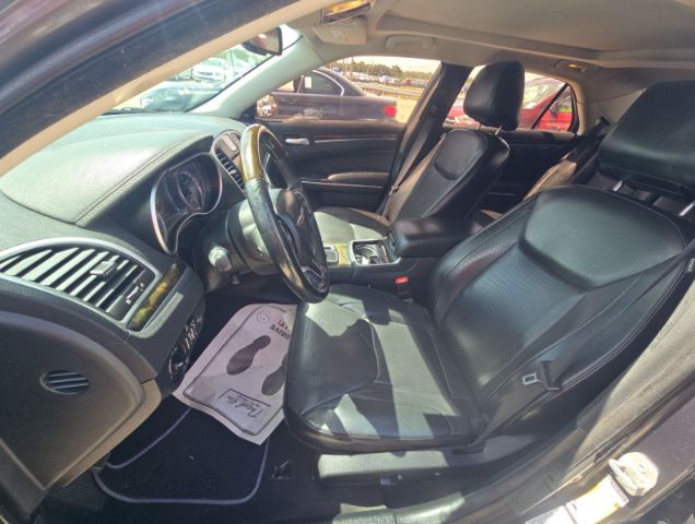 2016 Chrysler 300C 2WD V6 4D SEDAN