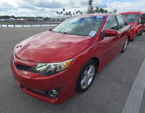 2013 Toyota Camry SE