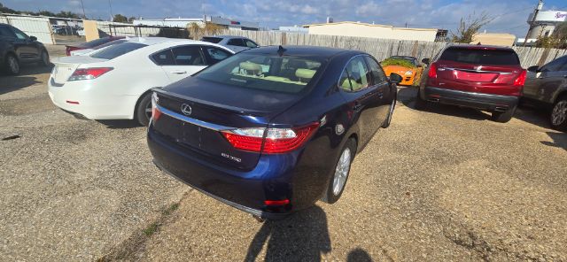 2013 Lexus ES 350 4D SEDAN