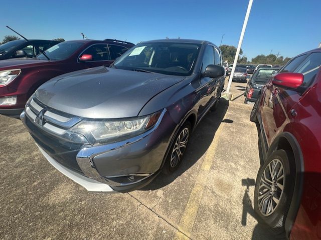 2016 Mitsubishi Outlander ES 2WD