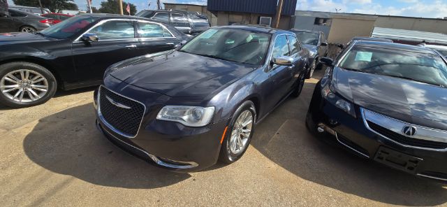 2017 Chrysler 300 C RWD