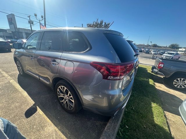 2016 Mitsubishi Outlander ES 2WD