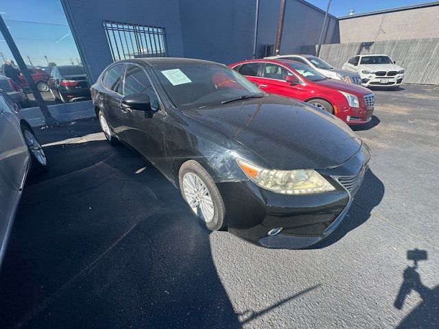 2013 Lexus ES 350 4D SEDAN