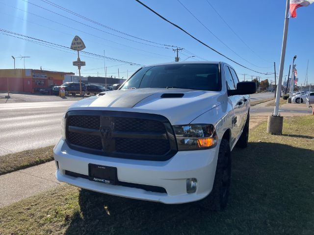 2019 RAM 1500 CLASSIC EXPRESS Quad Cab 4WD