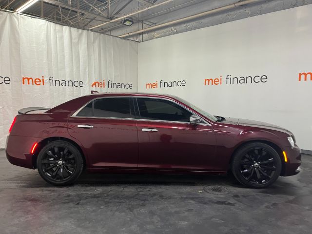 2017 Chrysler 300C 2WD V6 4D SEDAN C