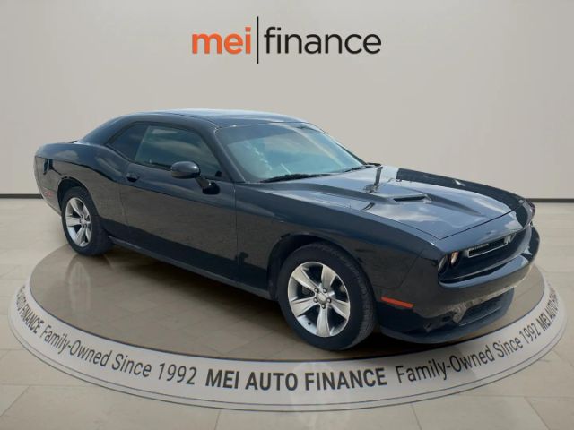 2015 Dodge Challenger SXT