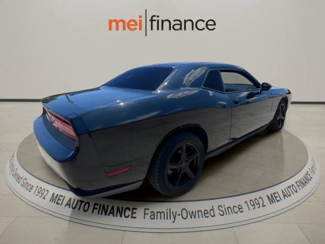 2014 Dodge Challenger SXT