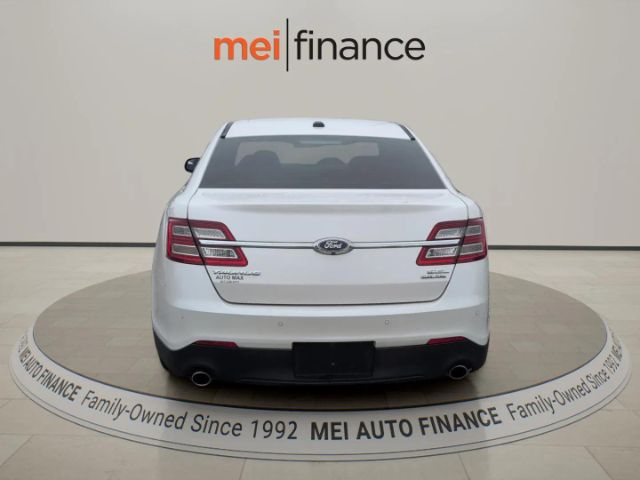 2019 Ford Taurus SEL